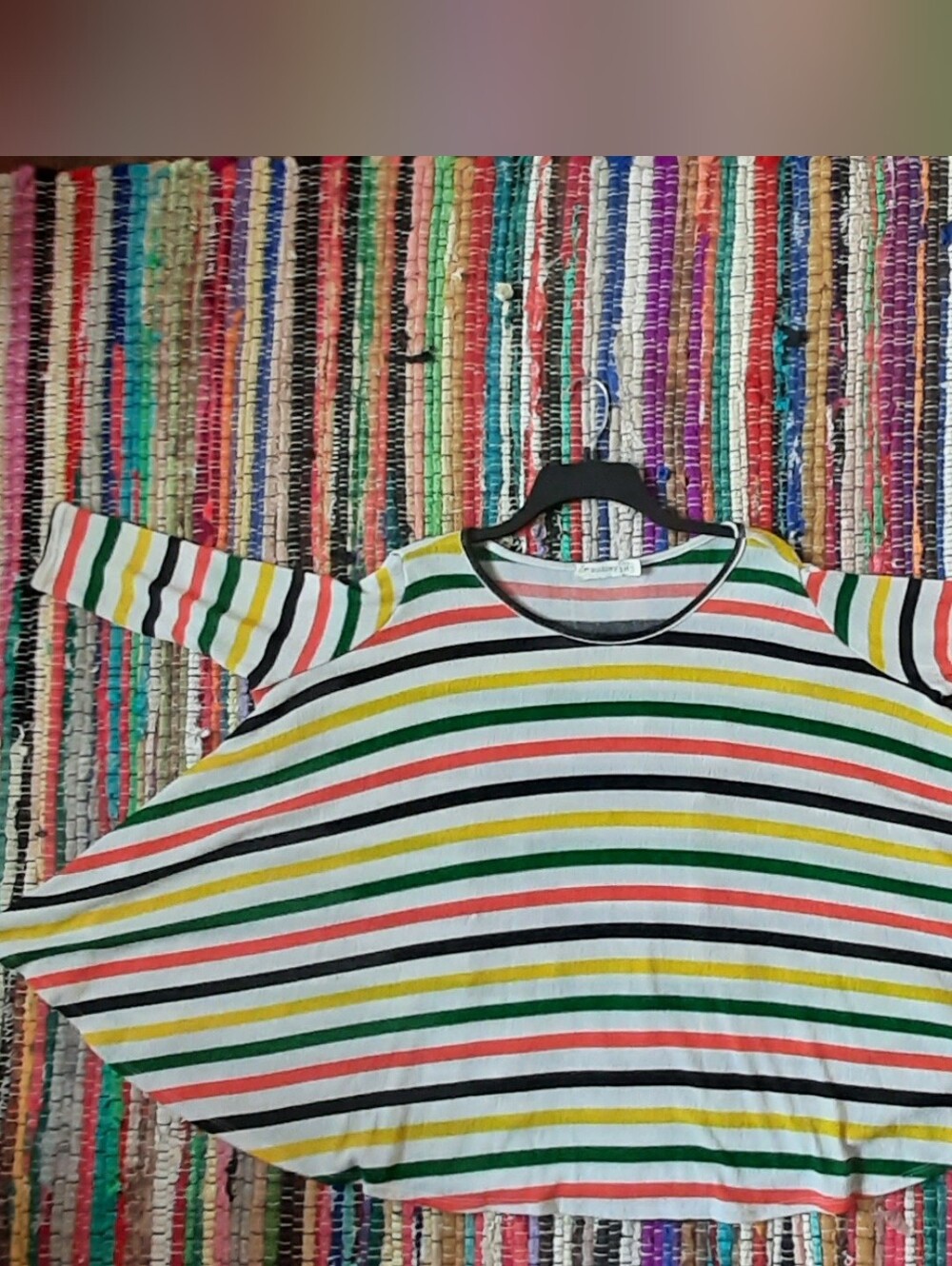 Flowy Top In Great Condition - Picture 3 of 8
